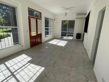 Casa en venta - Barrio El Bosquecillo, Ezeiza
