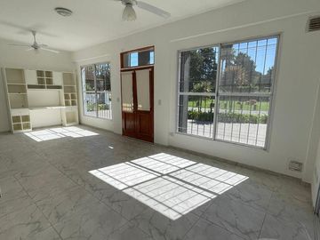 Casa en venta - Barrio El Bosquecillo, Ezeiza