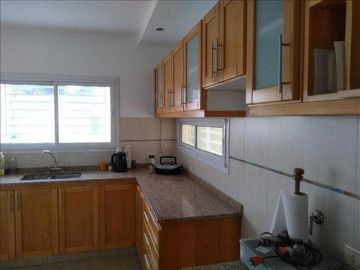Casa en venta - 3 Dormitorios 3 Baños - 300Mts2 - La Plata