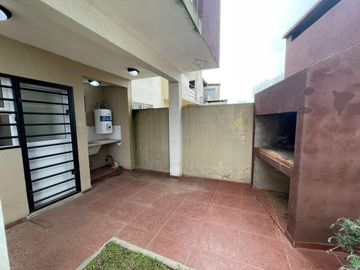 VENTA DEPTO COSTA AZUL PATIO CON PARRILLA SIN EXPENSAS