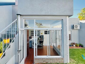 Casa en venta Castelar Norte  APTO CRÉDITO planta baja