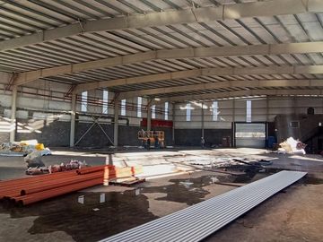 Galpón - Depósito 2600 m2. en Parque Patricios - ALQUILER