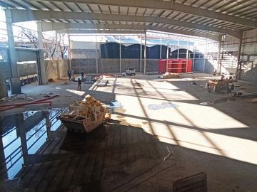 Galpón - Depósito 2600 m2. en Parque Patricios - ALQUILER