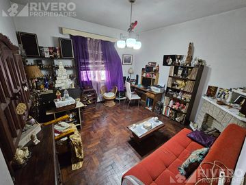 CASA  EN VENTA EN MORON SUR