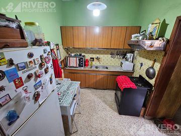 CASA  EN VENTA EN MORON SUR