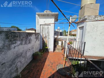 CASA  EN VENTA EN MORON SUR
