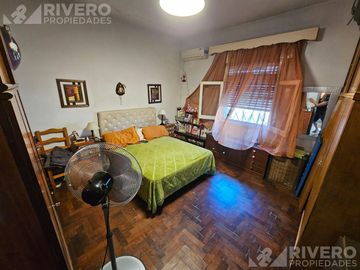 CASA  EN VENTA EN MORON SUR