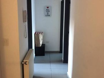 Muy buen departamento en venta en San isidro -  La Calabria