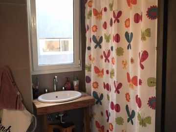 Muy buen departamento en venta en San isidro -  La Calabria