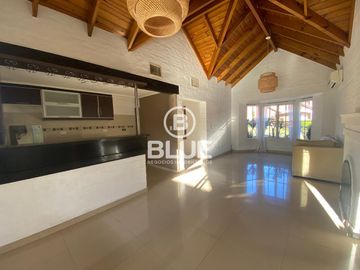 Casa Venta Canning Echeverria del Lago 5 Ambientes
