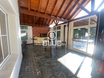 Casa Venta Canning Echeverria del Lago 5 Ambientes