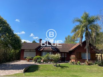 Casa Venta Canning Echeverria del Lago 5 Ambientes