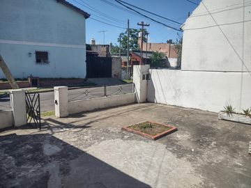 Casa + depto en venta Tigre Centro