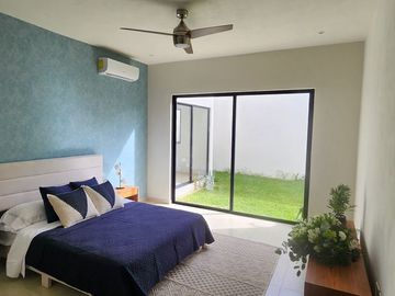 CASA DE 1 PLANTA CON ALBERCA EN MÉRIDA* Precio especial