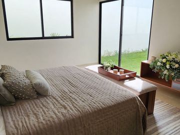 CASA DE 1 PLANTA CON ALBERCA EN MÉRIDA* Precio especial