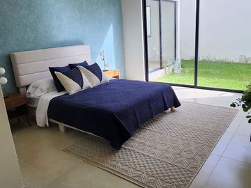 CASA DE 1 PLANTA CON ALBERCA EN MÉRIDA* Precio especial