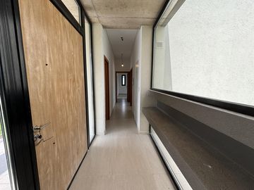 VENTA CASA SAN SEBASTIAN AREA 12 - 4 AMBIENTES