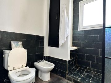 Espectacular Casa a la laguna con 4 dormitorios en  Canton Islas PG