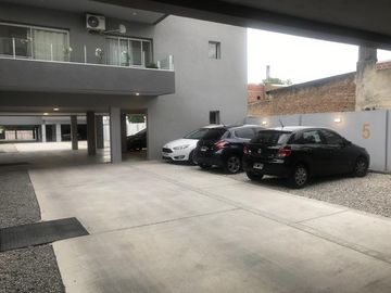 Se toma propiedad en p/pago, departamento 3 dormitorios c/ 2 cocheras, como a estrenar