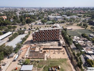 DEPARTAMENTO EN VENTA EN OPERA PLAZA - Barrio de altura