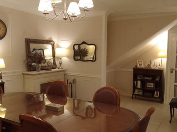 CASA LOMAS DE ZAMORA OESTE, 3 DORMITORIOS