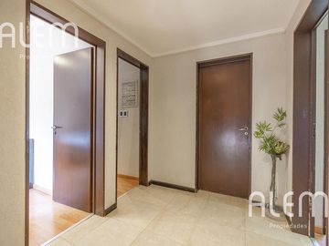 Casa de 5 dormitorios en venta en Echeverría del Lago
