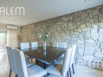 Casa de 5 dormitorios en venta en Echeverría del Lago