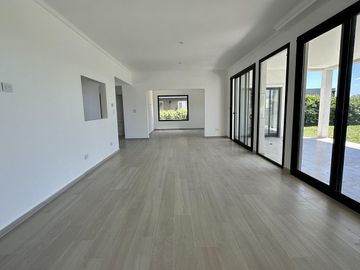 VENTA, CASA, SAN MATIAS, AREA 1, LOTE AL 100, 5 AMBIENTES