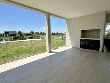 VENTA, CASA, SAN MATIAS, AREA 1, LOTE AL 100, 5 AMBIENTES