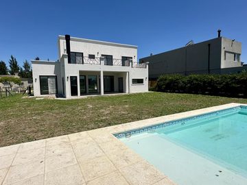 VENTA, CASA, SAN MATIAS, AREA 1, LOTE AL 100, 5 AMBIENTES