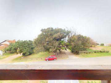 Venta - Casa de 8 ambientes en Pinamar - 100m del mar