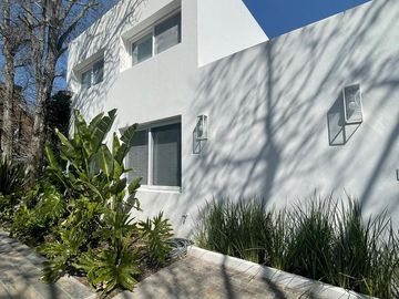 VENTA, CASA, ABRIL , LOS MOLINOS AL 100