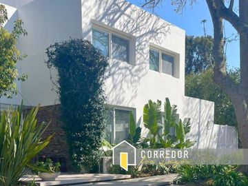VENTA, CASA, ABRIL , LOS MOLINOS AL 100