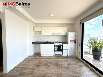 Loft en venta a estrenar  con balcon en Flores