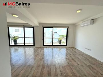 Loft en venta a estrenar  con balcon en Flores