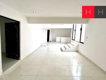 Casa en Venta en Hacienda las Puentes, San Nicolas de los Garza, N.L.