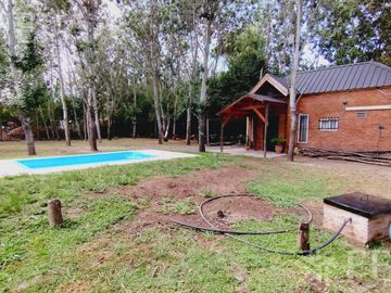 Venta casa quinta en  Arturo Seguí