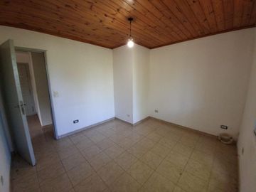 Venta - Casa - Barrio Parque La Verdad - Exaltación de la Cruz
