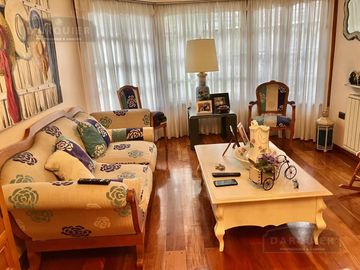 CASA EN ADROGUE