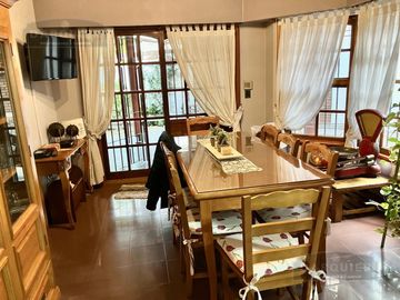 CASA EN ADROGUE