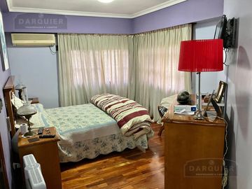 CASA EN ADROGUE