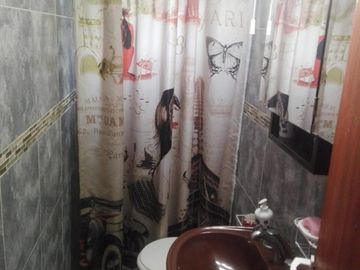 Casa en venta - 3 Dormitorios 2 Baños - Cochera - 505Mts2 - Córdoba