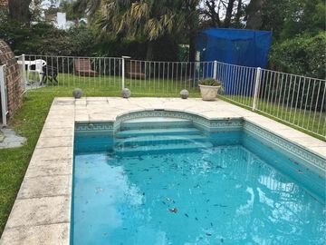 Casa en venta - 6 Dormitorios 5 Baños - Cocheras - San Miguel