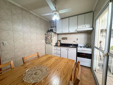 Venta Dúplex 3 ambientes con patio y parrilla en Morón