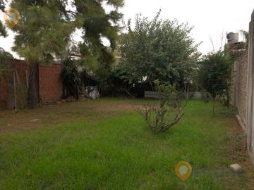 Casa en venta 1 dormitorio + comodín y cochera doble