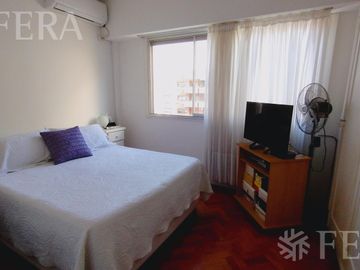 Venta departamento 3 ambientes con balcón en Avellaneda