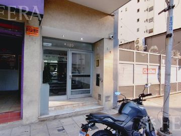 Venta departamento 3 ambientes con balcón en Avellaneda