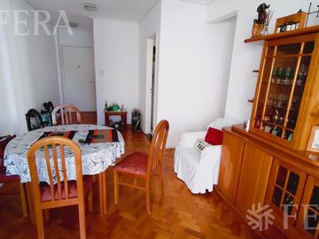 Venta departamento 3 ambientes con balcón en Avellaneda
