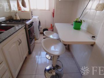 Venta departamento 3 ambientes con balcón en Avellaneda