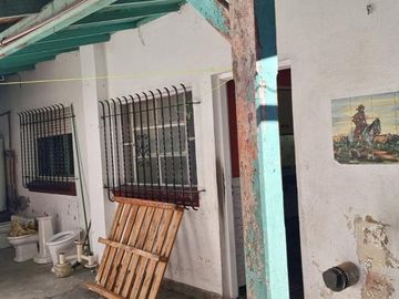 ¡Casa de tres ambientes en venta!